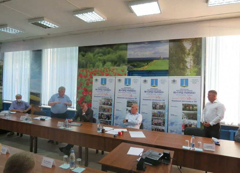 Состоялась встреча губернатора Сергея Морозова с правлением Ассоциации ТОС Ульяновской области 